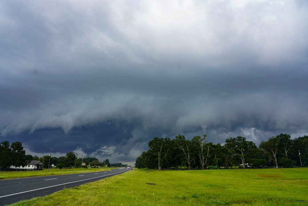 Outer Band of Hurricane Ian Approaches