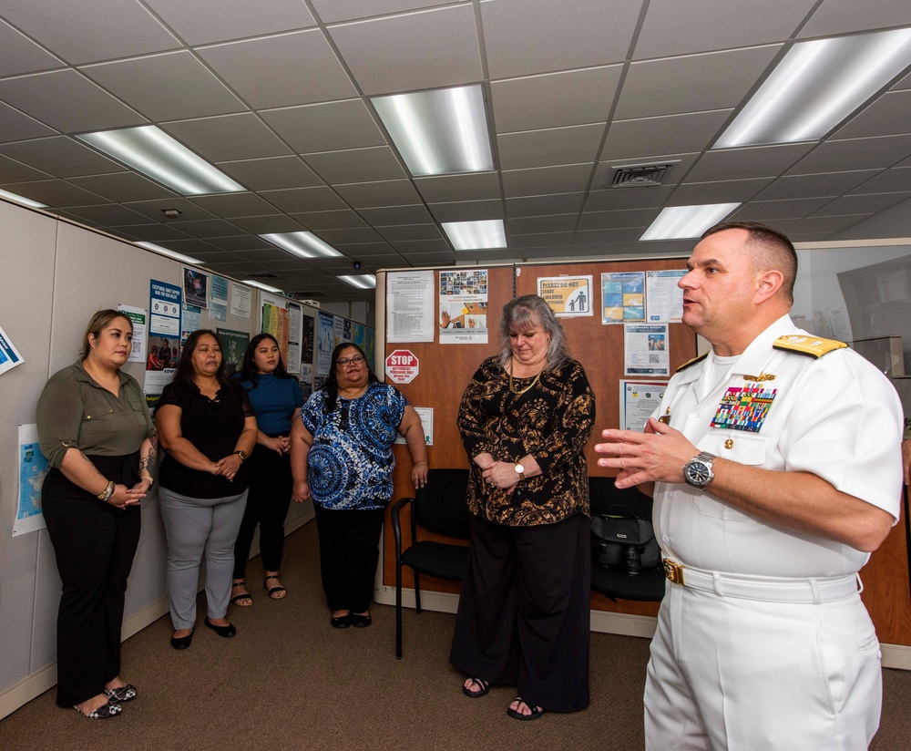 JRM Commander Speaks with FFSC at Naval Base Guam