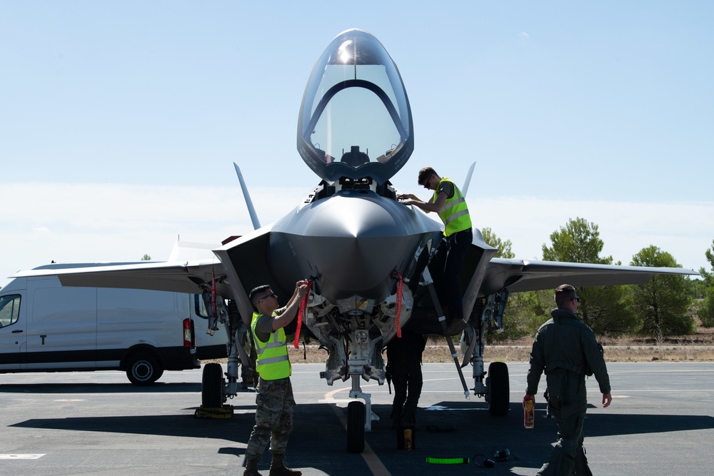 TLP 22-3 - F-35 Arrival