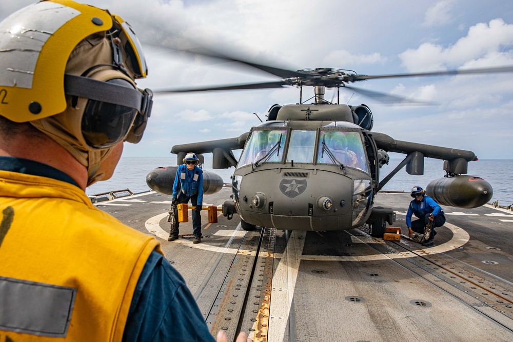 USS Chancellorsville Conducts Flight Ops with US Army 2nd Combat Aviation Brigade