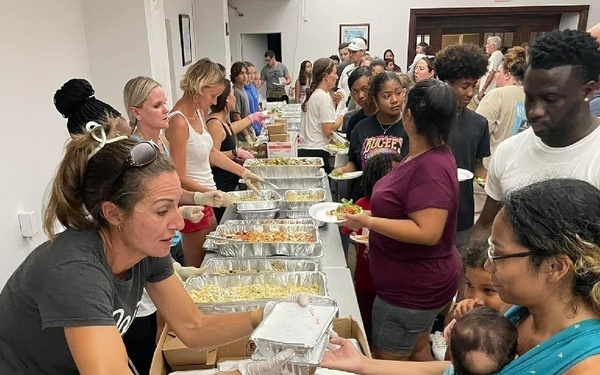 Hurricane Ian evacuees served dinner at NGIS