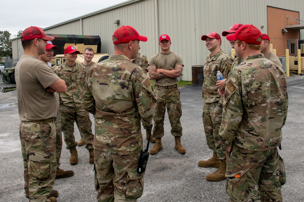 Florida Guard pushes south for Hurricane Ian response