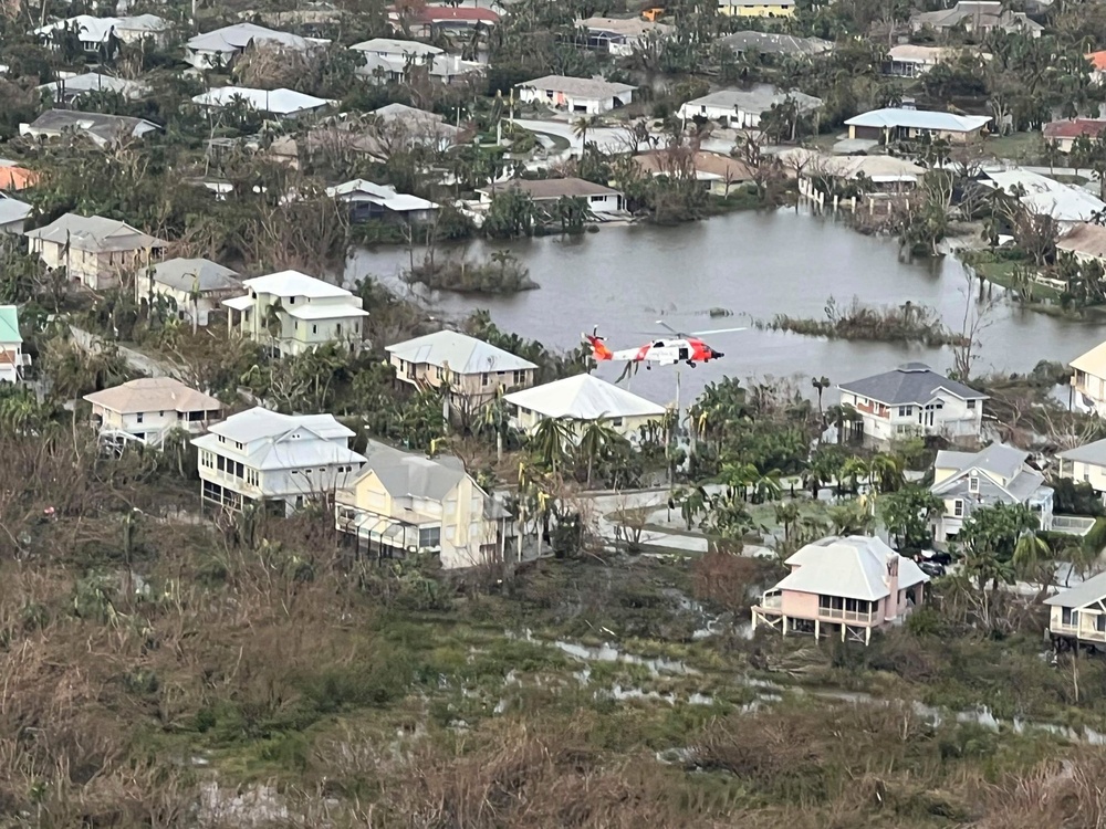 Coast Guard aircrews rescue people near Sanibel, Florida