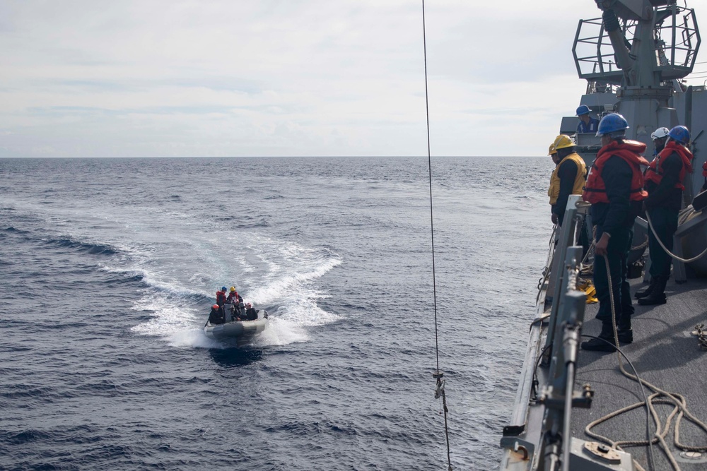 USS Farragut (DDG 99) Small Boat Operations