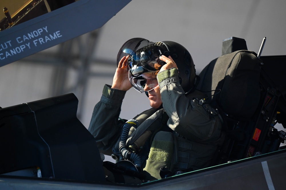 AFOTEC commander evaluates operational capability of 33rd FW F-35