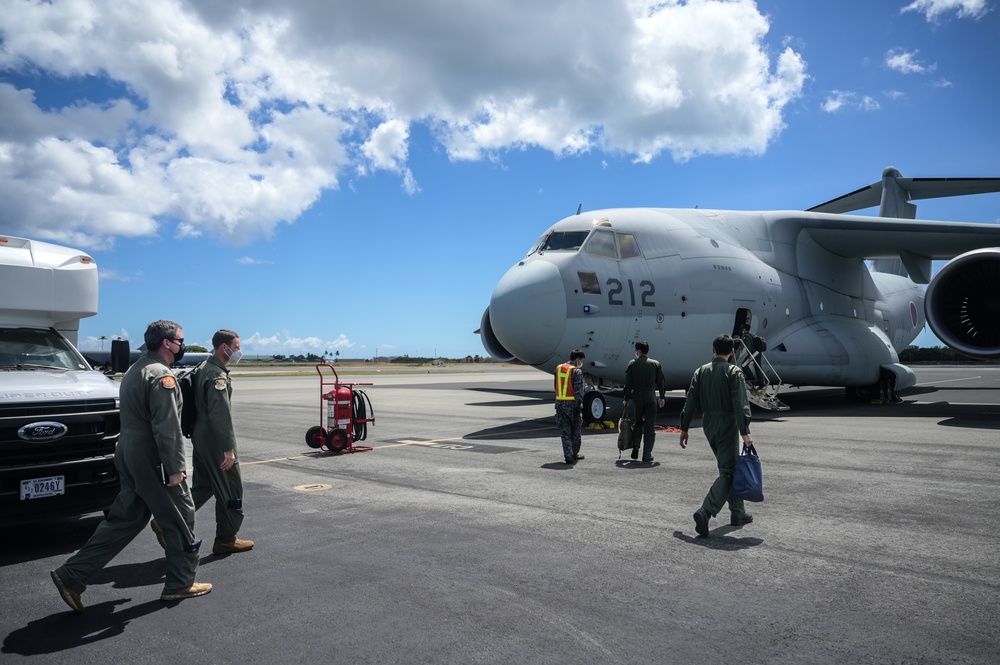 15th Wing, JASDF conduct first bilateral airlift exercise