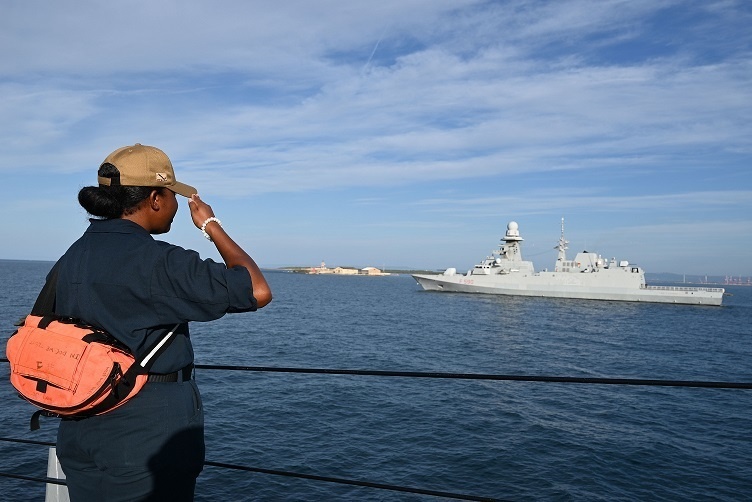 USS Forrest Sherman Arrives in Taranto, Italy