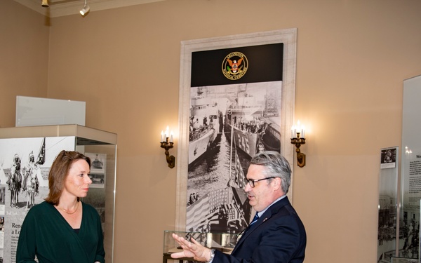 Minister of Interior and Kingdom Affairs for the Netherlands Hanke Bruins Slot Participates in a Public Wreath-Laying at the Tomb of the Unknown Soldier