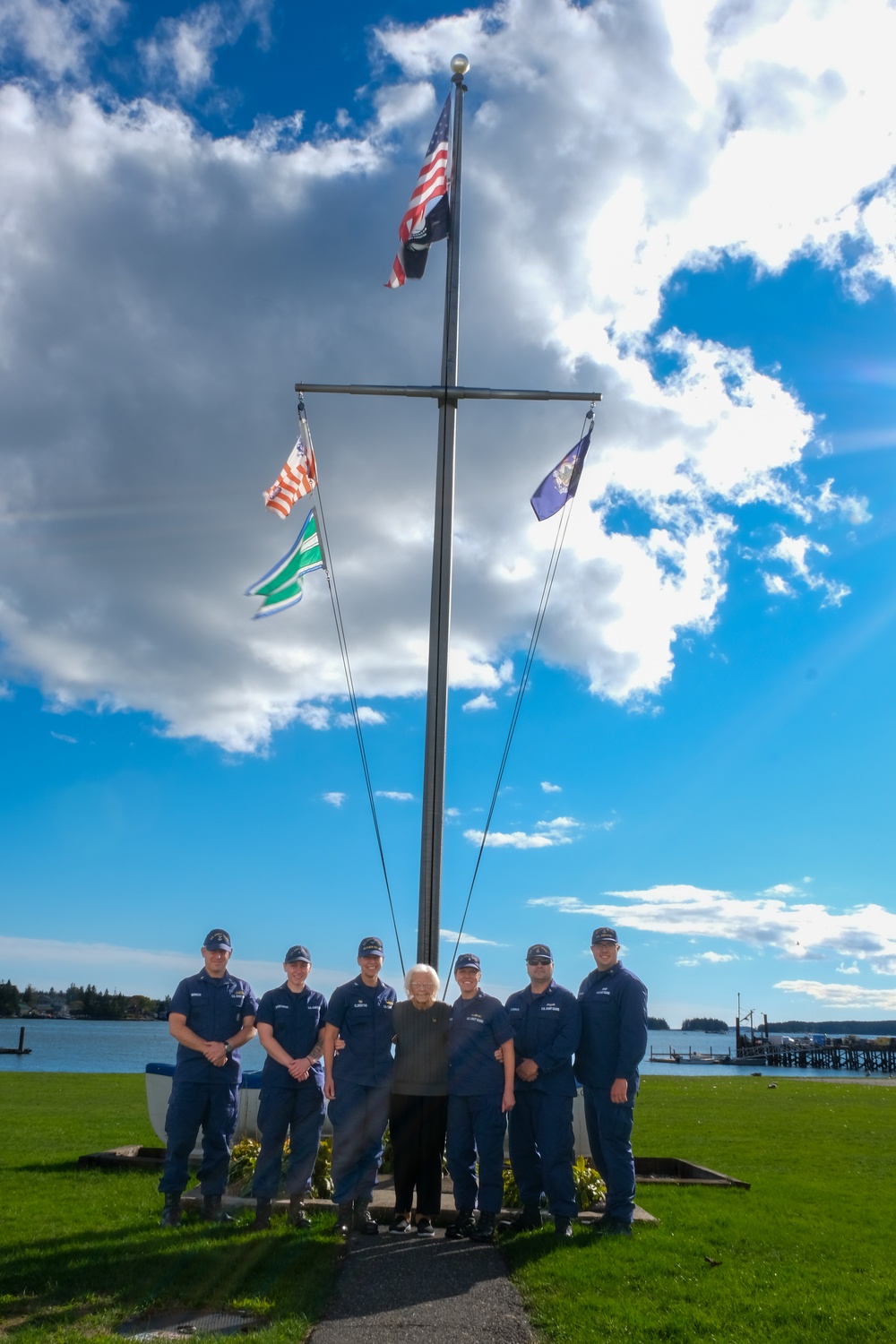 Coast Guard SPAR celebrates 100th birthday