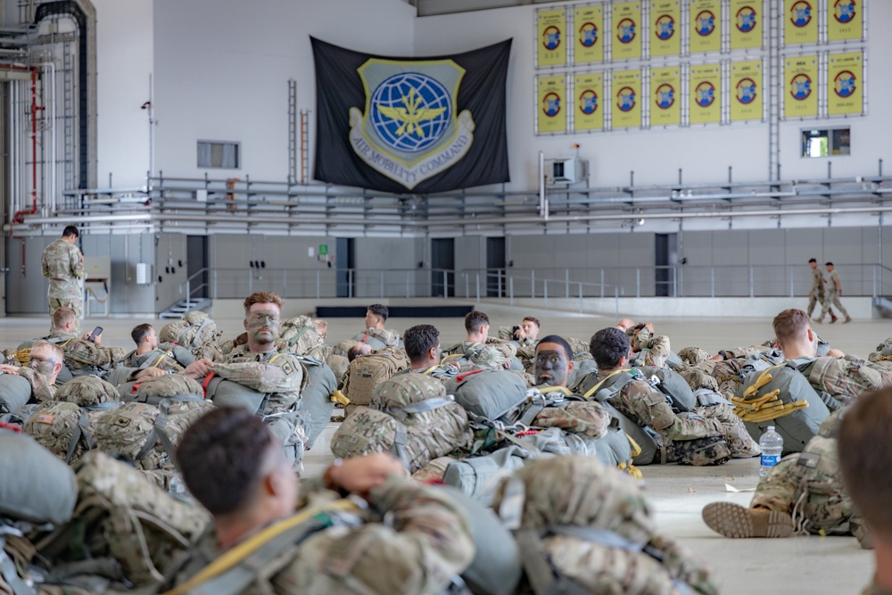 173rd ABN prepare for Saber Junction 2022 in Hangar Five