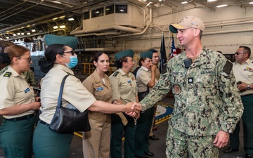 USS Portland (LPD 27) Welcomes Colombian War College