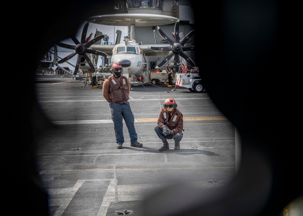 USS George H.W. Bush Resupply