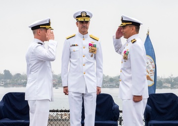 Navy Reserve Region Readiness and Mobilization Command San Diego Holds Change of Command, Retirement Ceremony