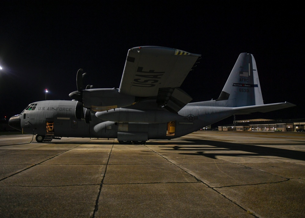 U.S. Naval Academy Program Conducts Operations with Hurricane Hunters