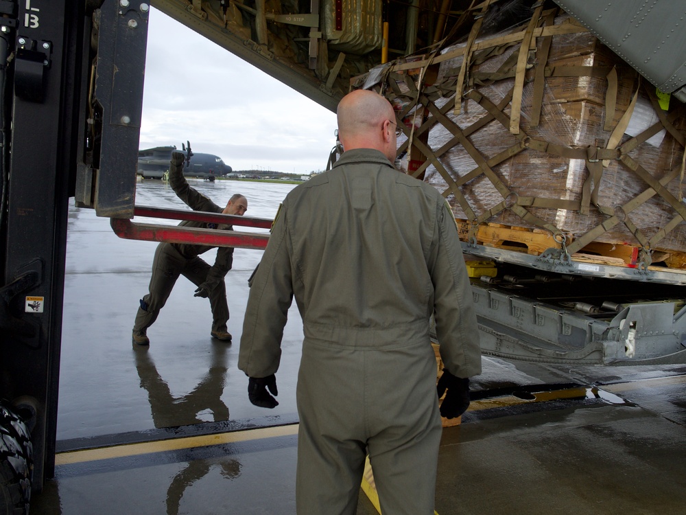 211th Rescue Squadron ships relief supplies to Western Alaska for Operation Merbok Response