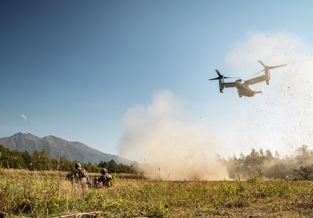 Resolute Dragon 22 | HMH-361 and MWSS-172 FARP Opearations