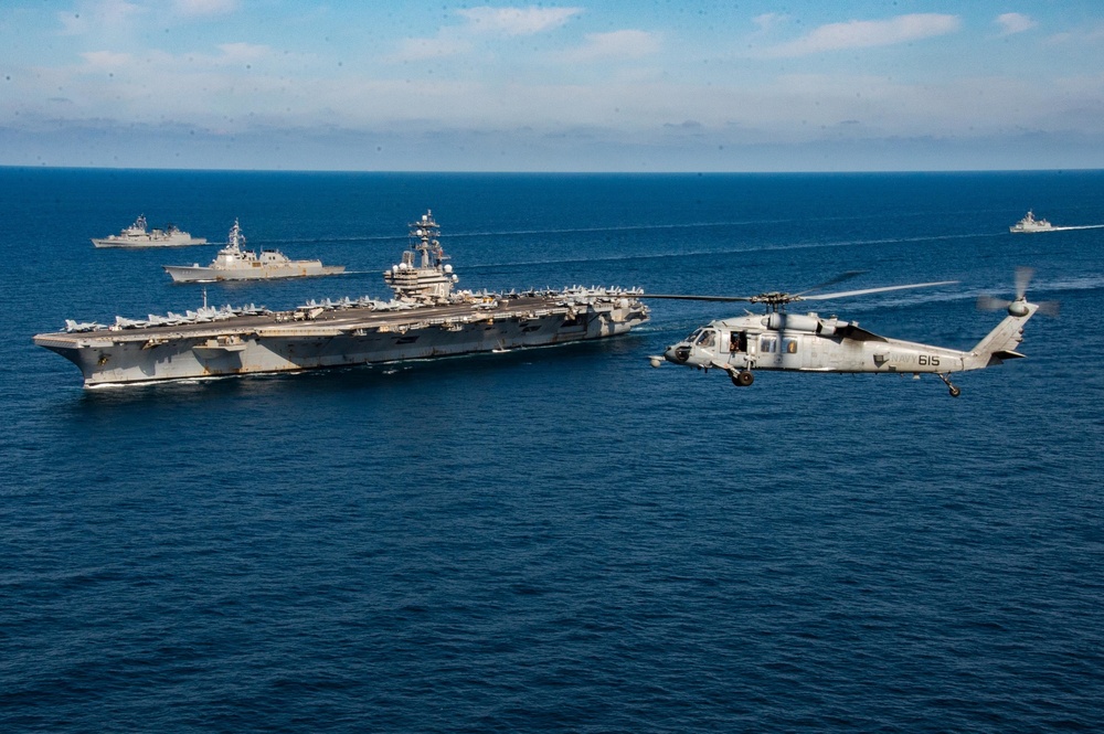 US Navy and Republic of Korea Navy ships steam in formation during Maritime Counter Special Operations Exercise (MCSOFEX)