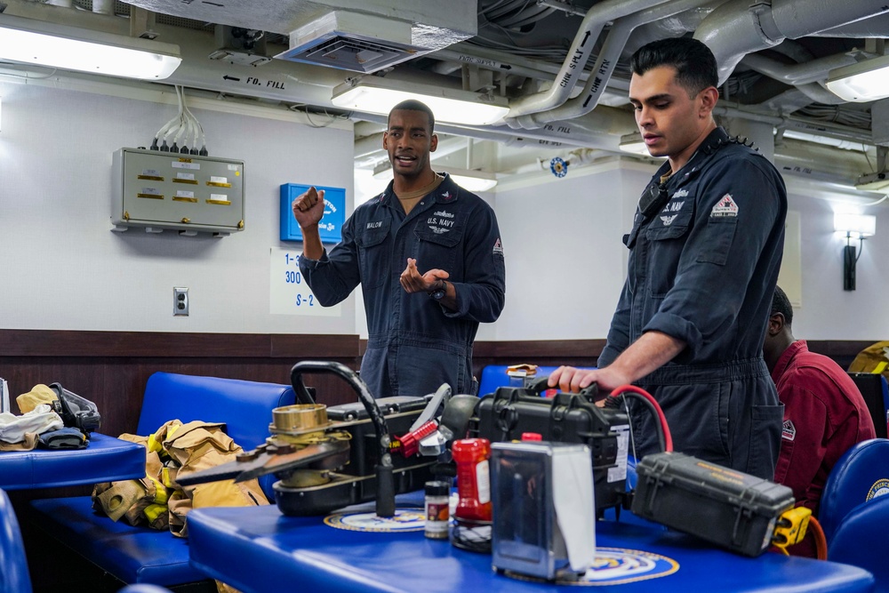 San Francisco Fire Department and USS Princeton Conduct Integrated Firefighting Training