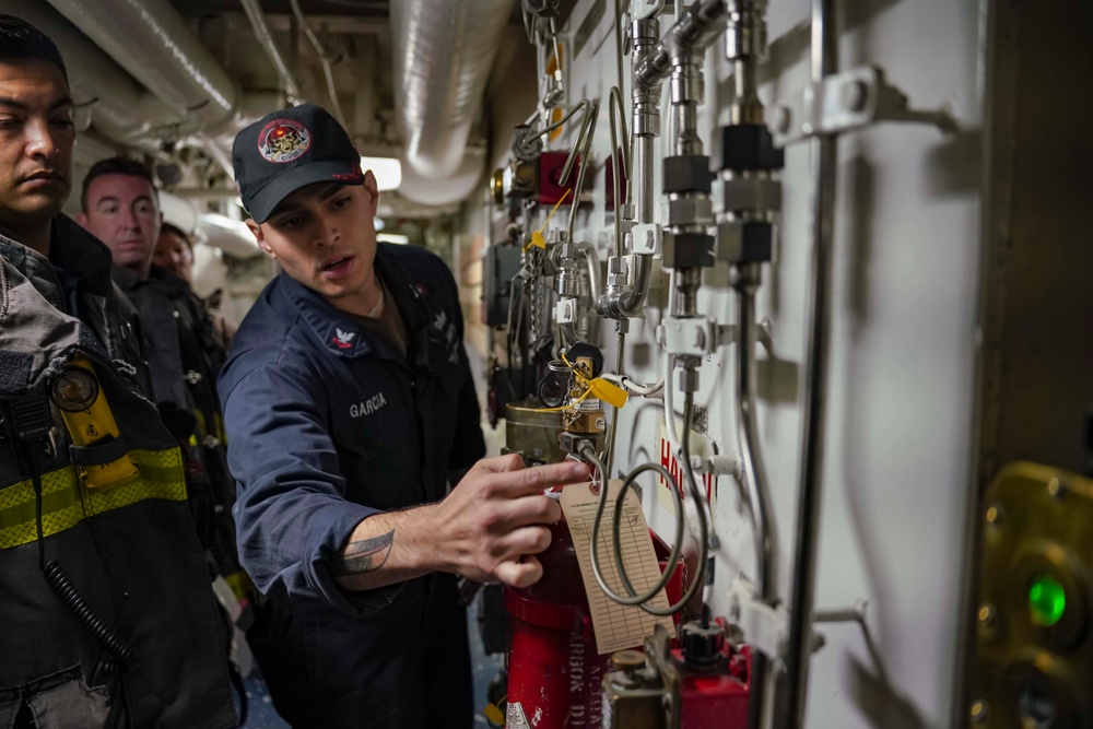 San Francisco Fire Department and USS Princeton Conduct Integrated Firefighting Training