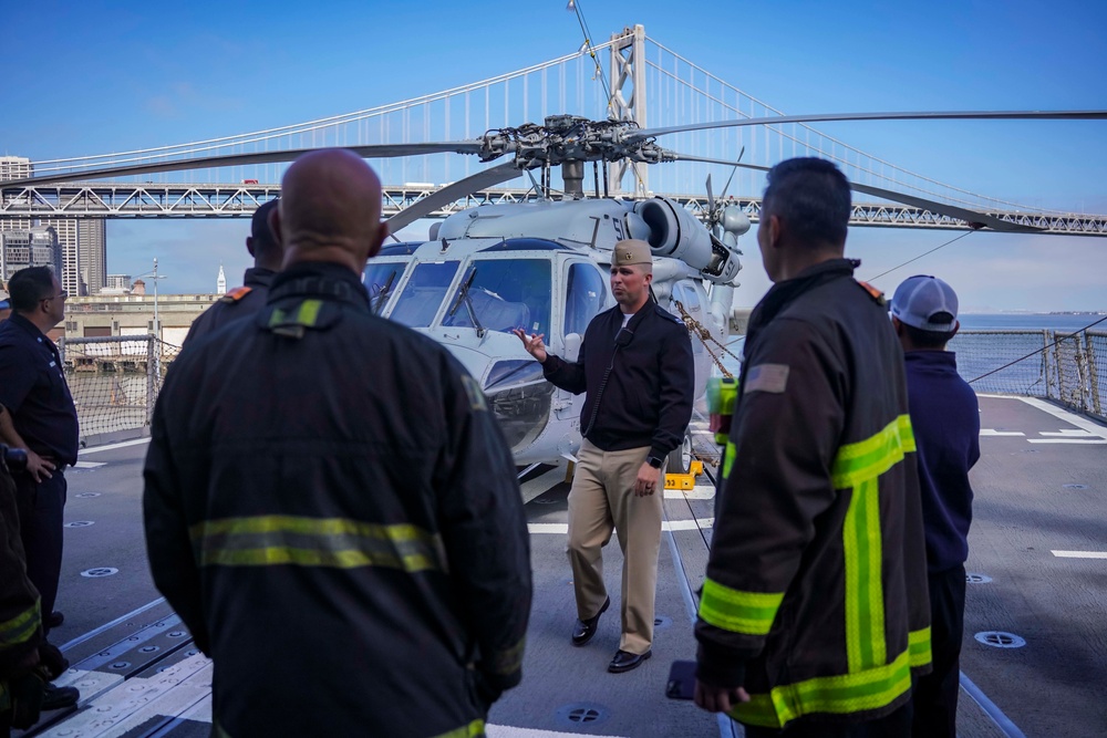 San Francisco Fire Department and USS Princeton Conduct Integrated Firefighting Training