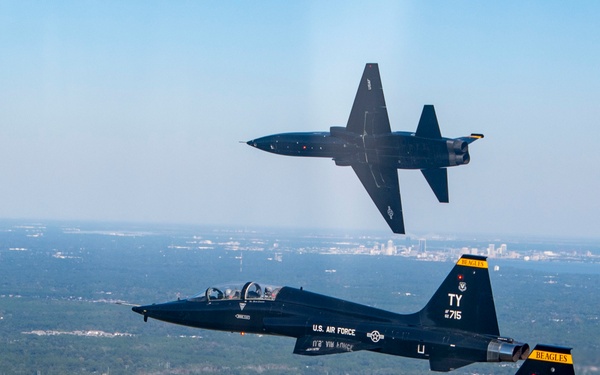 T-38s over Jacksonville