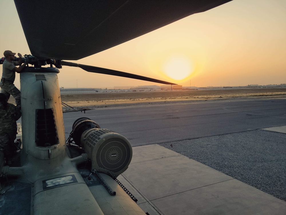 CH-47 DAWN PREFLIGHT