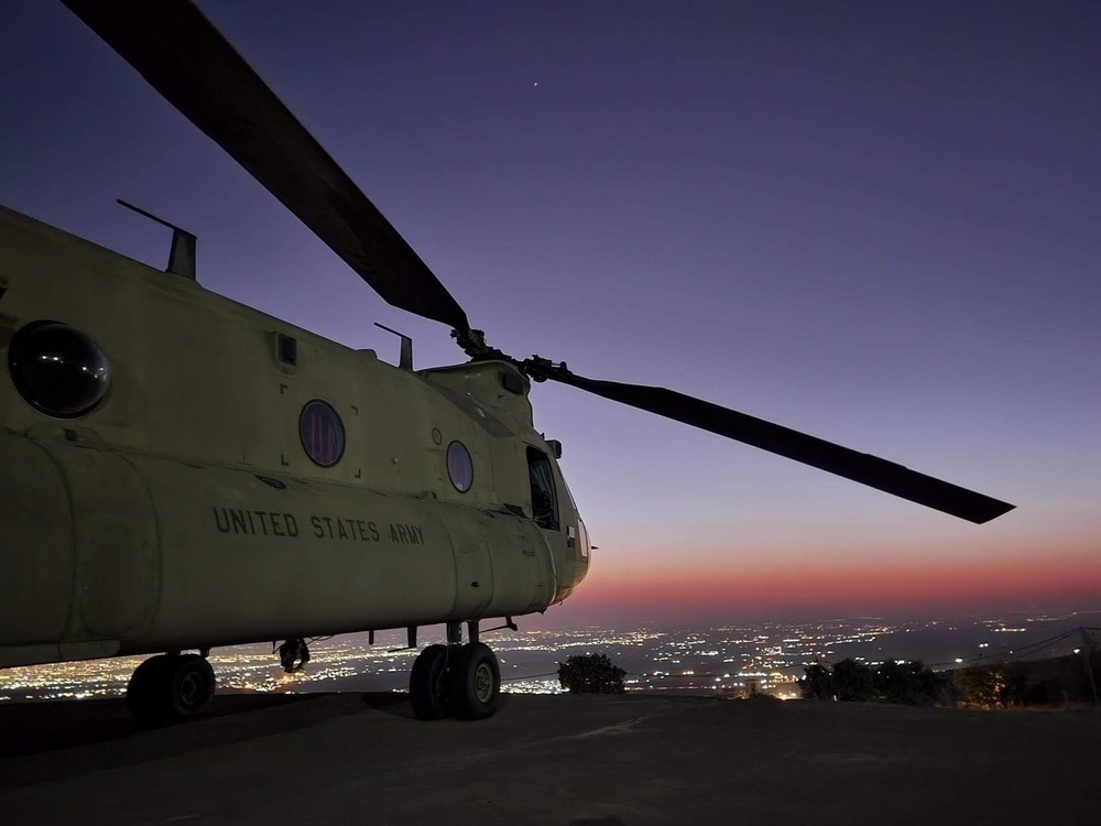 CH-47 OVERLOOKS ERBIL IRAQ