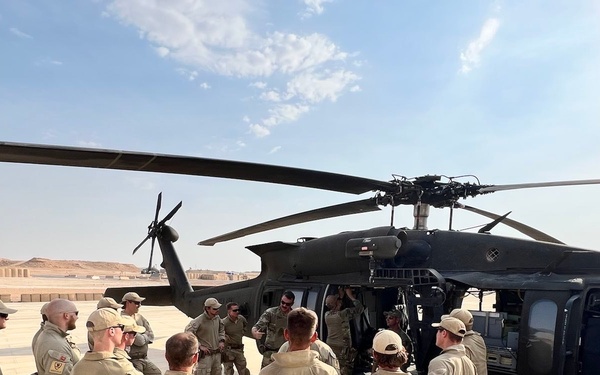 QRF Norwegian Soldiers train with Medevac