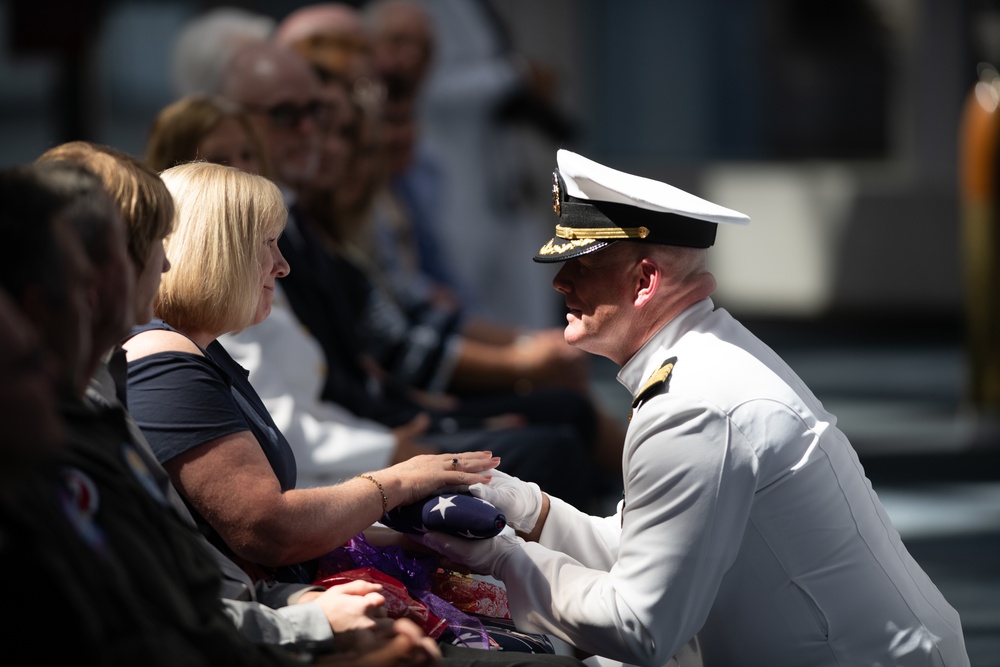 Navy Medicine Operational Training Command conducts Change of Command Ceremony