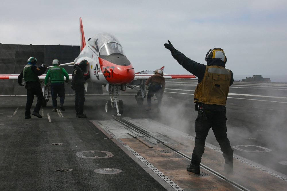 Abraham Lincoln conducts flight operations