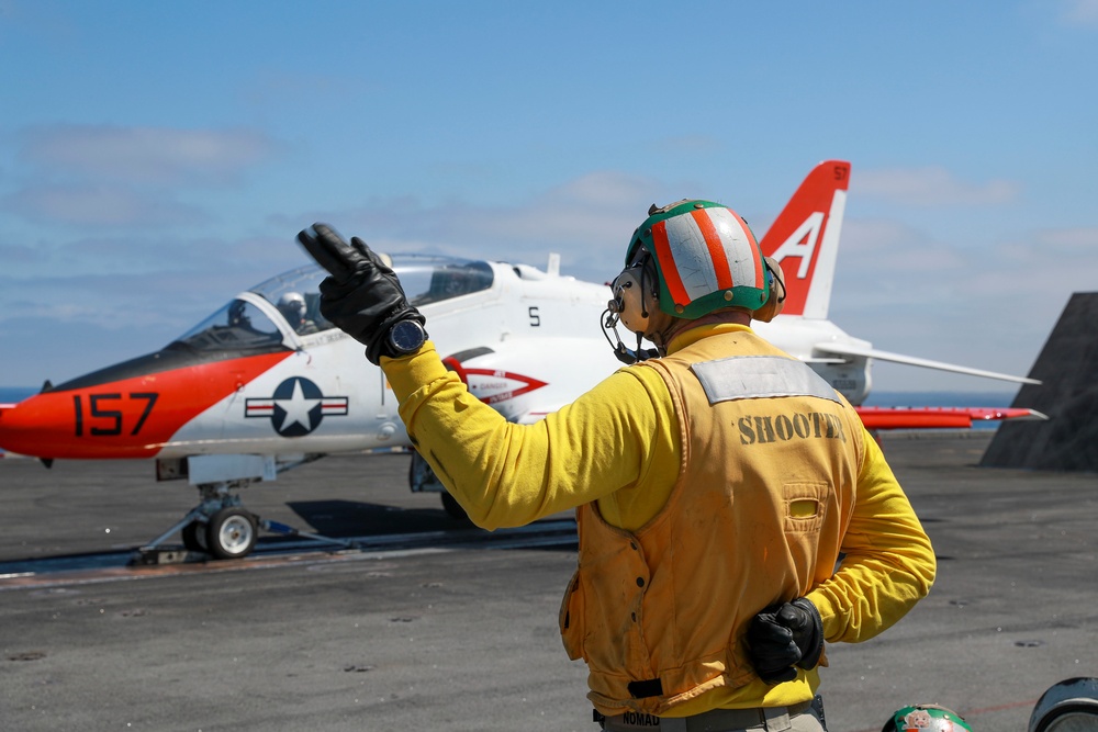 Abraham Lincoln conducts flight operations