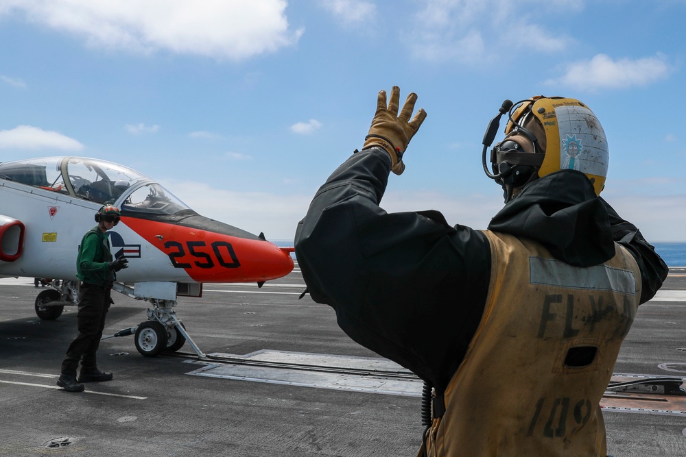 Abraham Lincoln conducts flight operations