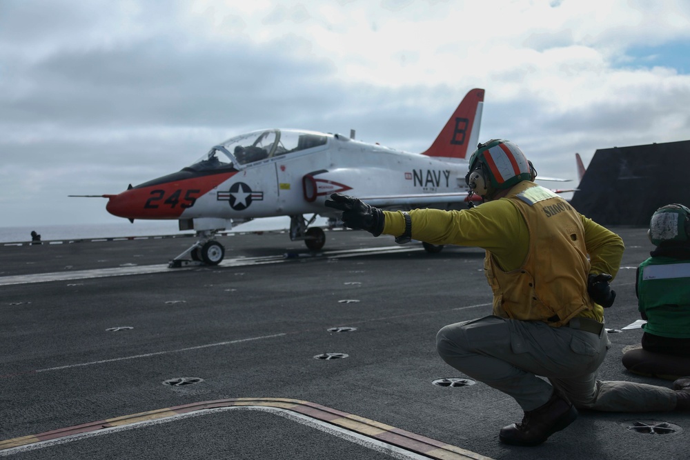 Abraham Lincoln conducts flight operations