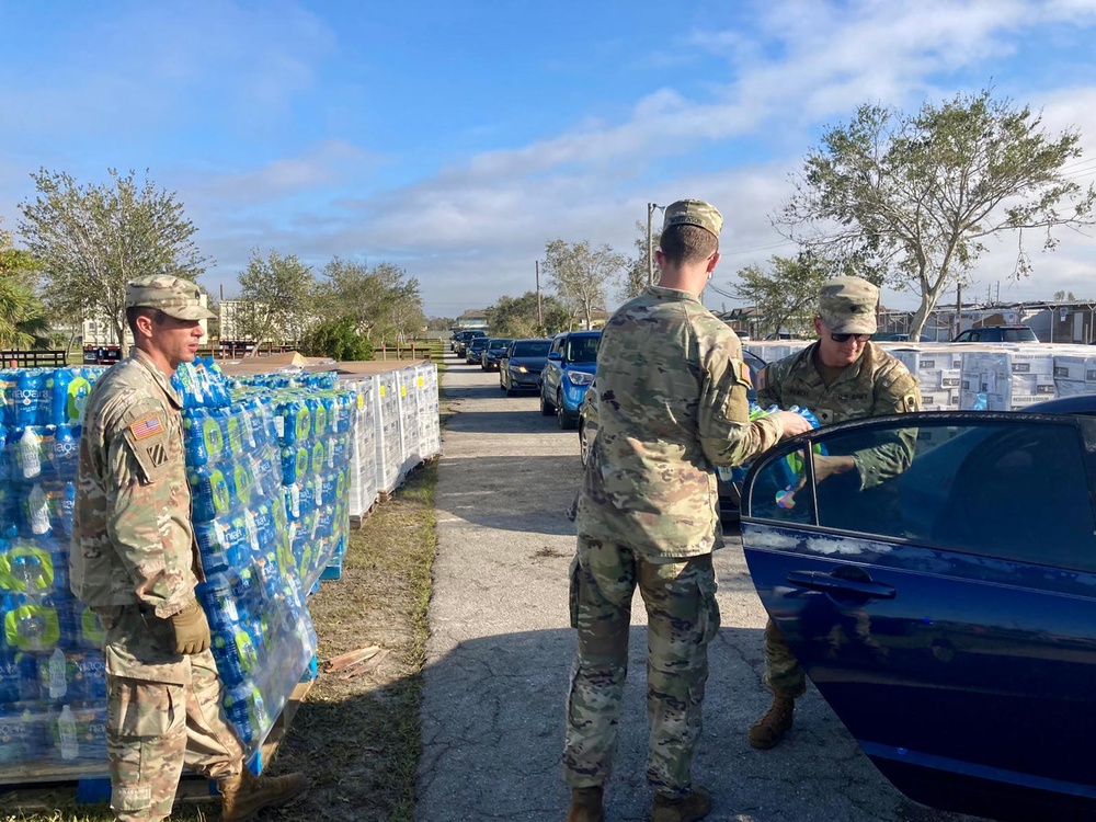 Florida National Guard Soldiers distribute food and water