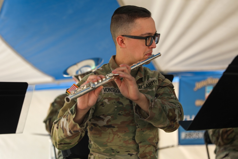First Infantry Division band celebrates Oktoberfest