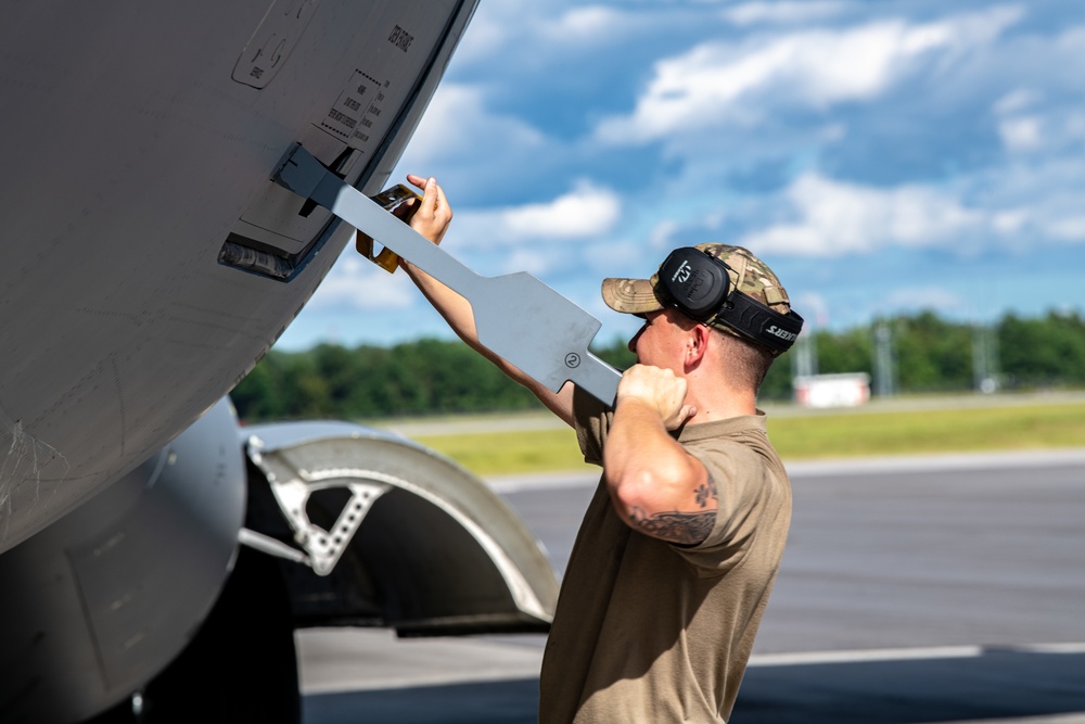 C-17s return to JB Charleston after Hurricane Ian