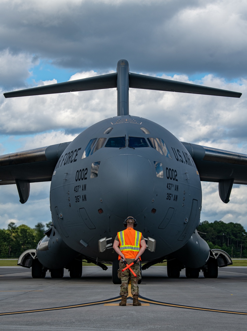 C-17s return to JB Charleston after Hurricane Ian