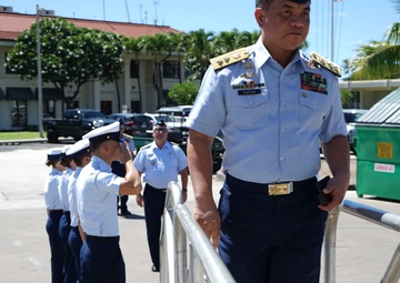 Commandant of the Philippine Coast Guard visits U.S. Coast Guard Cutter Joseph Gerczak