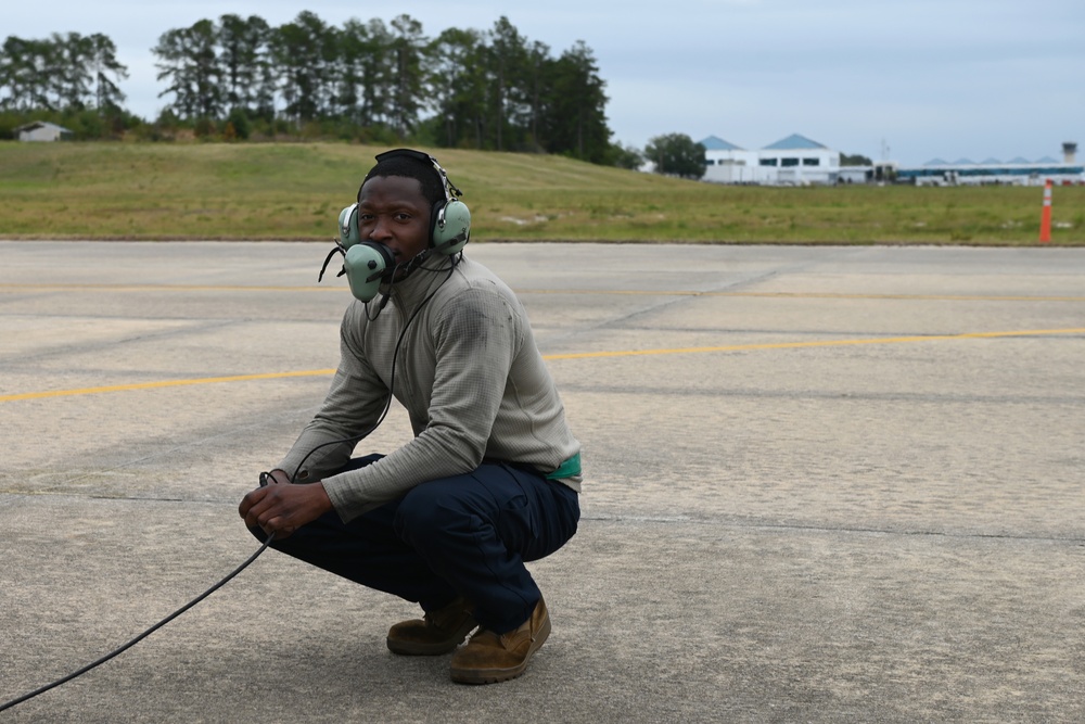 169th Fighter Wing F-16 fighter jets evacuate ahead of Hurricane Ian landfall