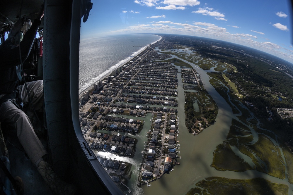 Hurricane Ian: South Carolina's governor visits the coast to assess damage and meet local responders