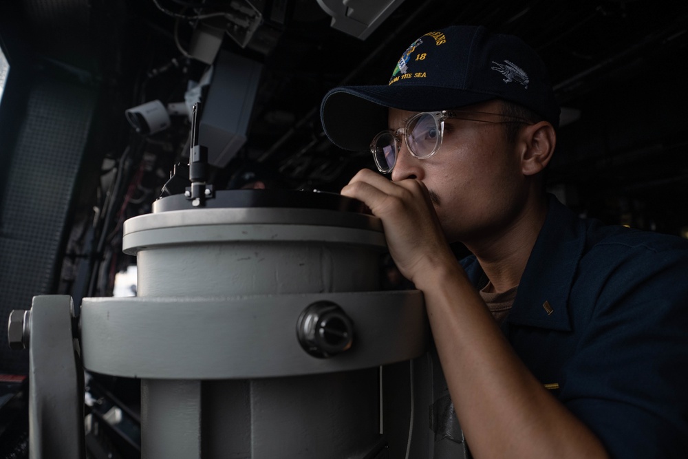 USS New Orleans Pulls into Subic Bay September 28, 2022