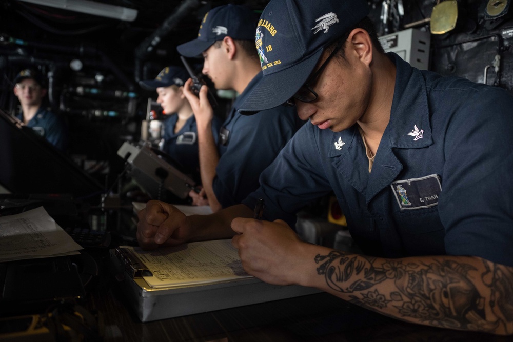 USS New Orleans Pulls into Subic Bay September 28, 2022