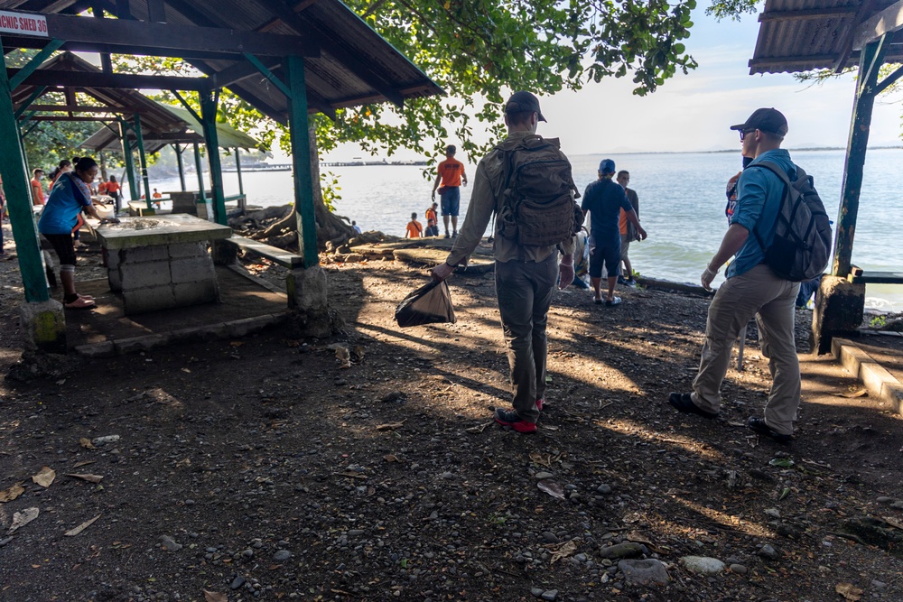 Philippine Coast Guard (PCG) and U.S. Special Operations Task Force (SOTF) 511.2 Participate in Coastal Cleanup