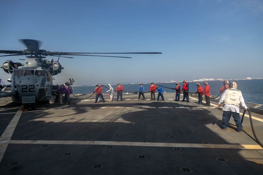 CLR-37 conducts air resupply with 12th Marines