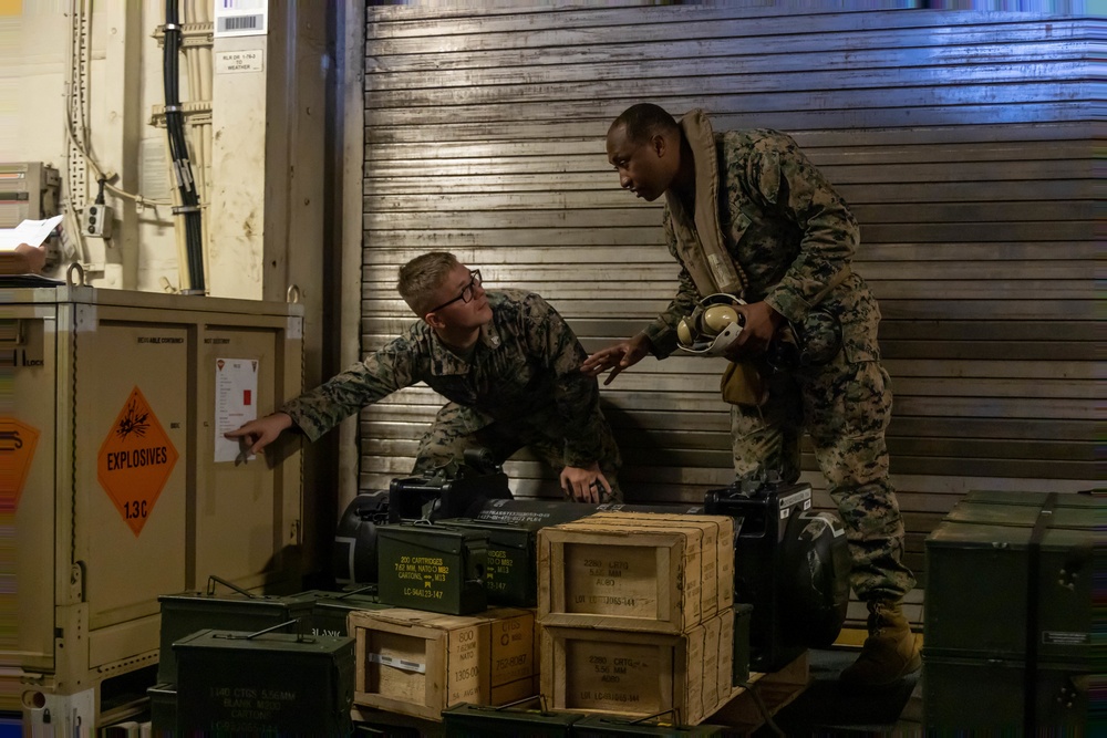 CLR-37 conducts air resupply with 12th Marines