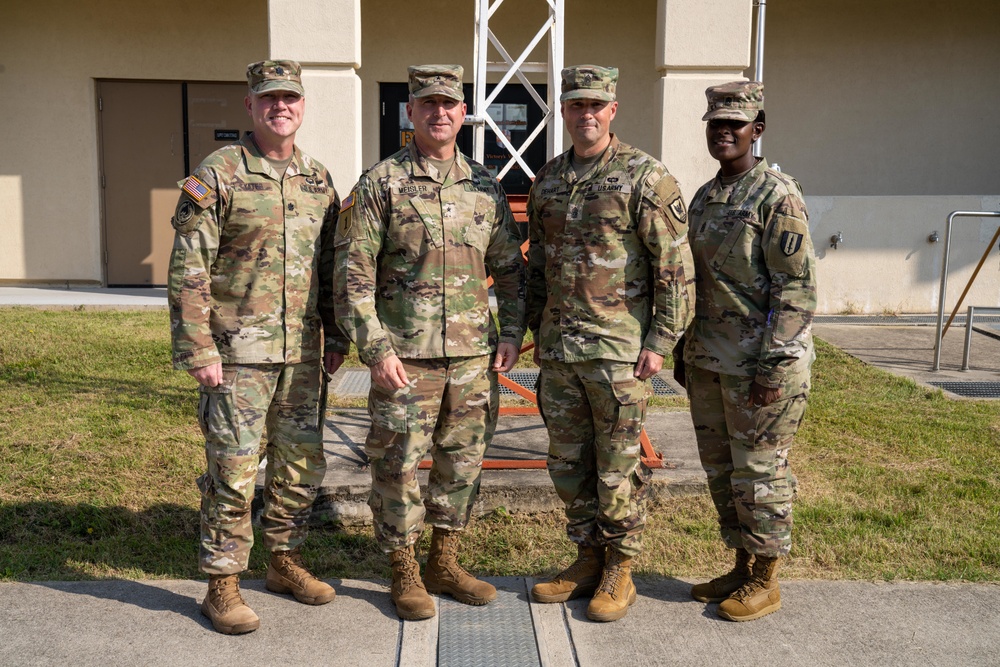 Brig. Gen Kevin Meisler from 311th Signal Command visits 41st Signal battalion, and recognizes soldiers for their hard work.