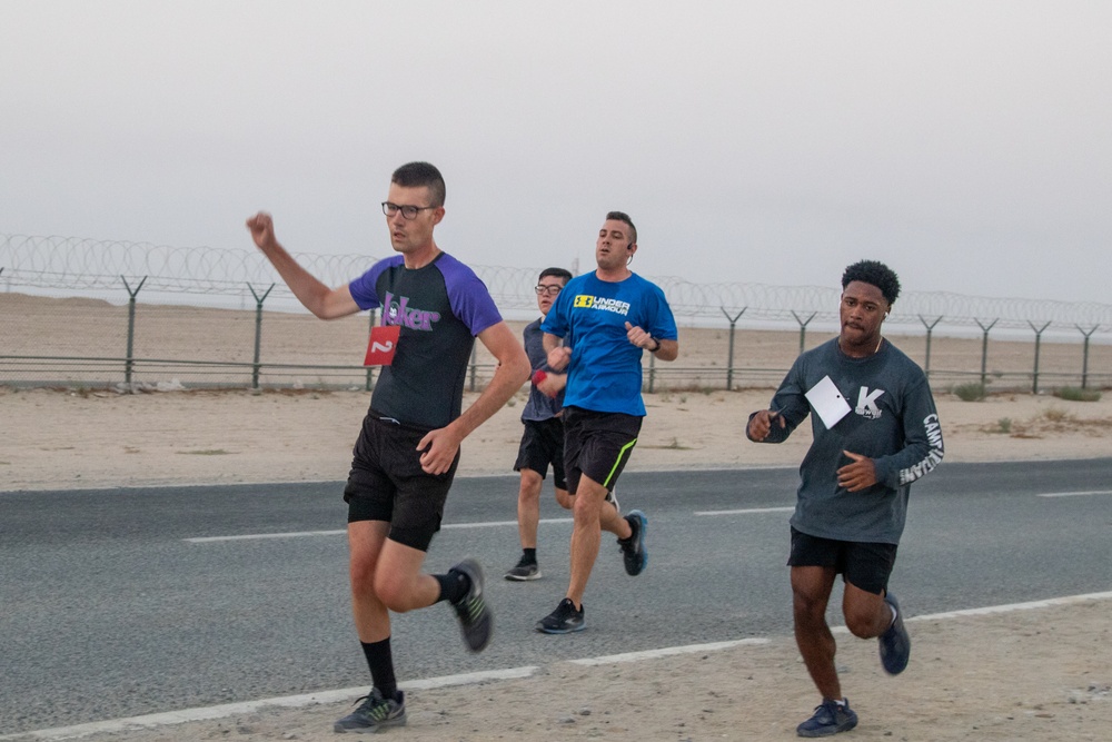 Soldiers participate in Labor Day 5k run