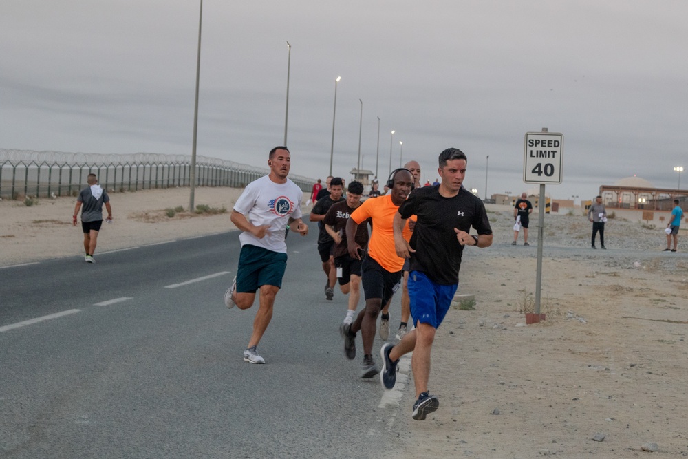 Soldiers participate in Labor Day 5k run