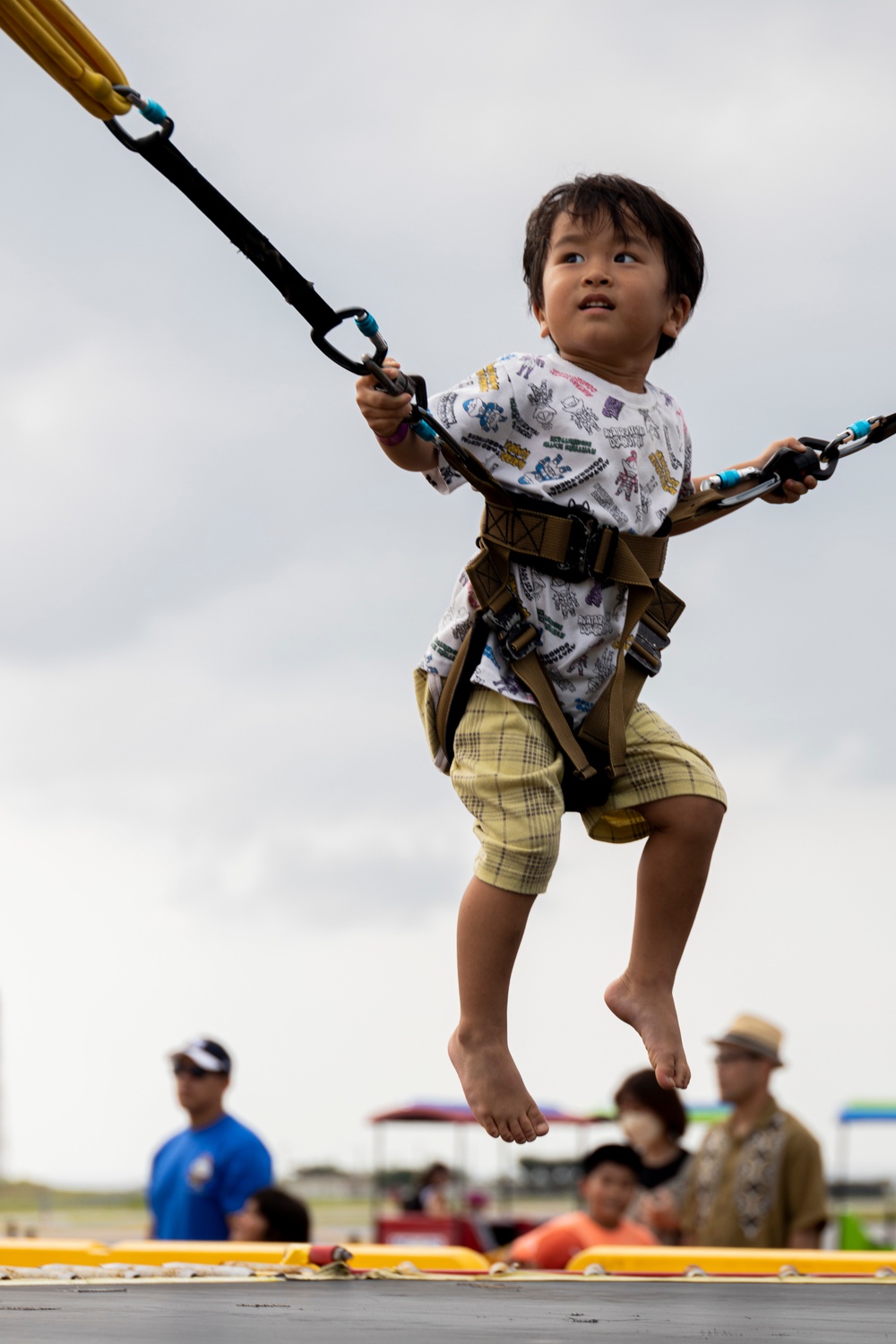 Futenma Flight Line Fair welcomes all of Okinawa