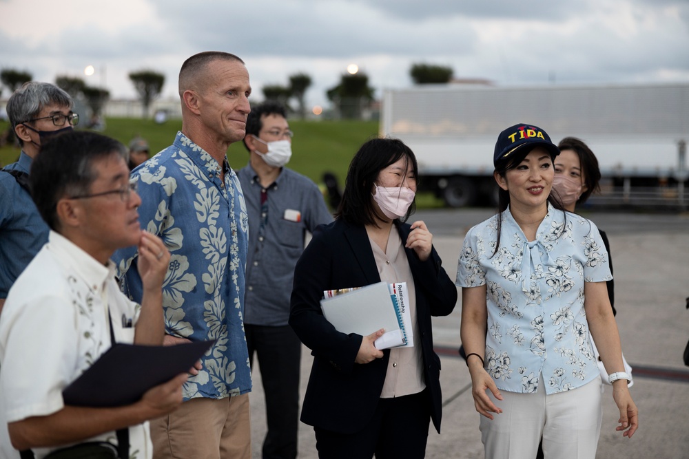 Futenma Flight Line Fair welcomes all of Okinawa